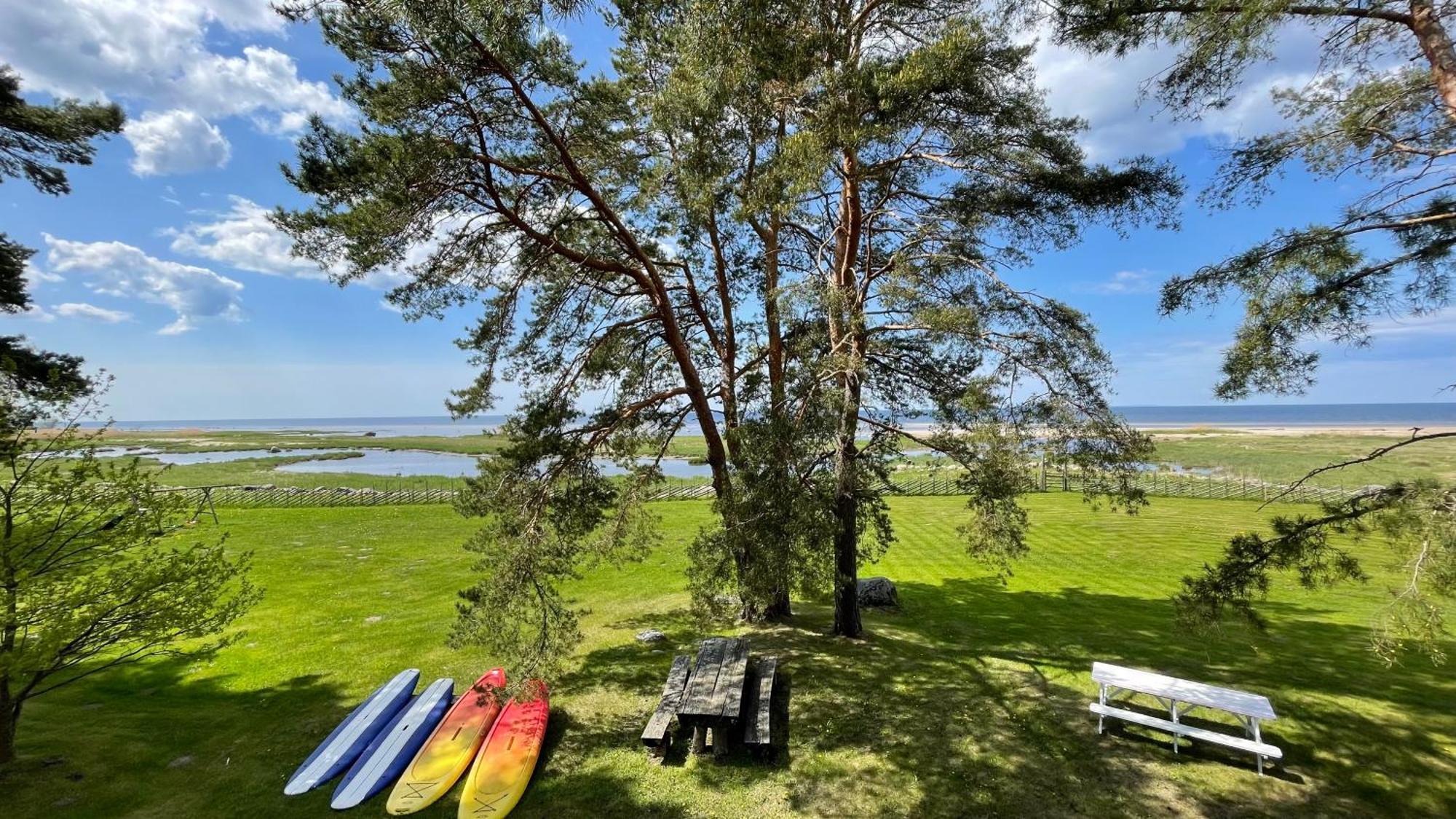 Kosmonautika Puhkekeskus Hotel กาบลิ ภายนอก รูปภาพ