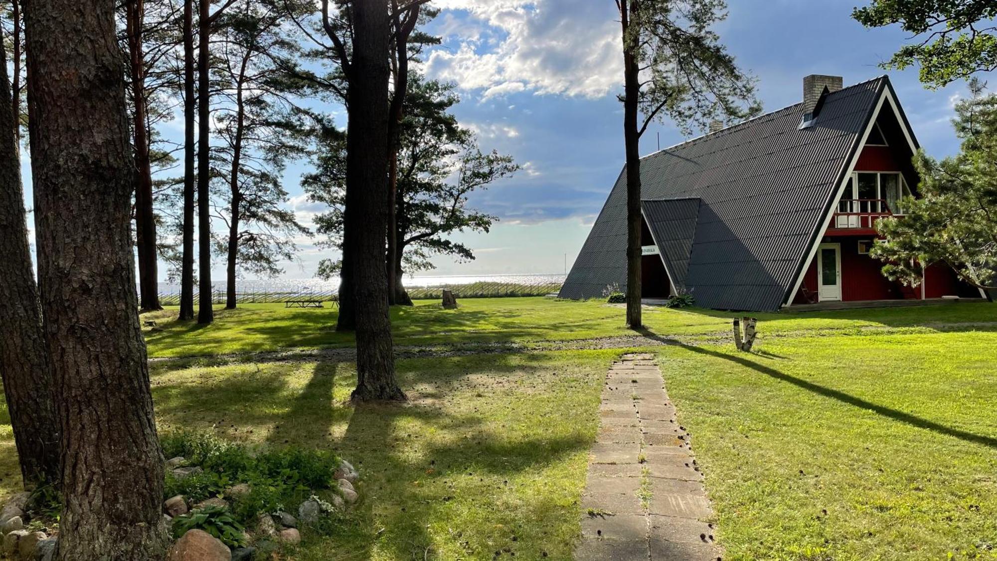Kosmonautika Puhkekeskus Hotel กาบลิ ภายนอก รูปภาพ