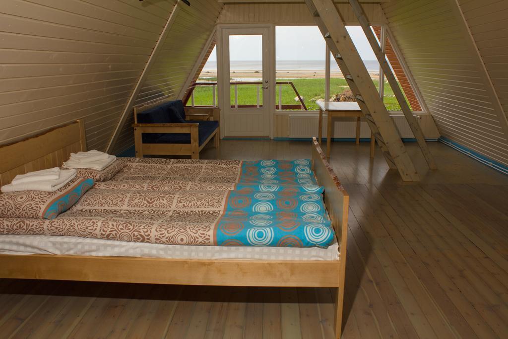 Kosmonautika Puhkekeskus Hotel กาบลิ ภายนอก รูปภาพ